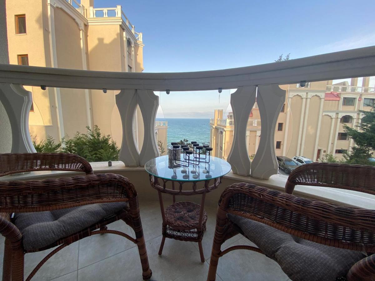 Luxurious And Panoramic Apartments At The Beach In La Mer Complex ゴールデンサンド エクステリア 写真