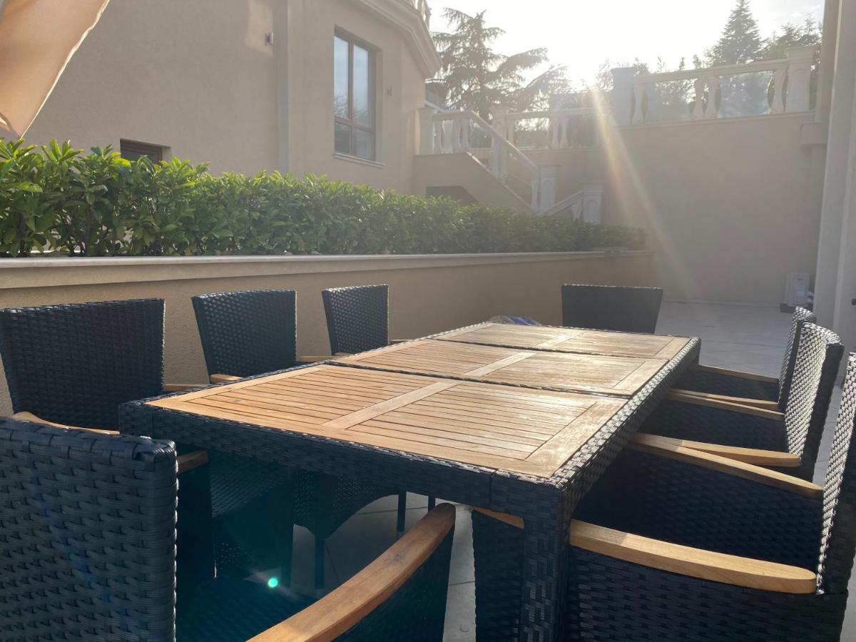 Luxurious And Panoramic Apartments At The Beach In La Mer Complex ゴールデンサンド エクステリア 写真