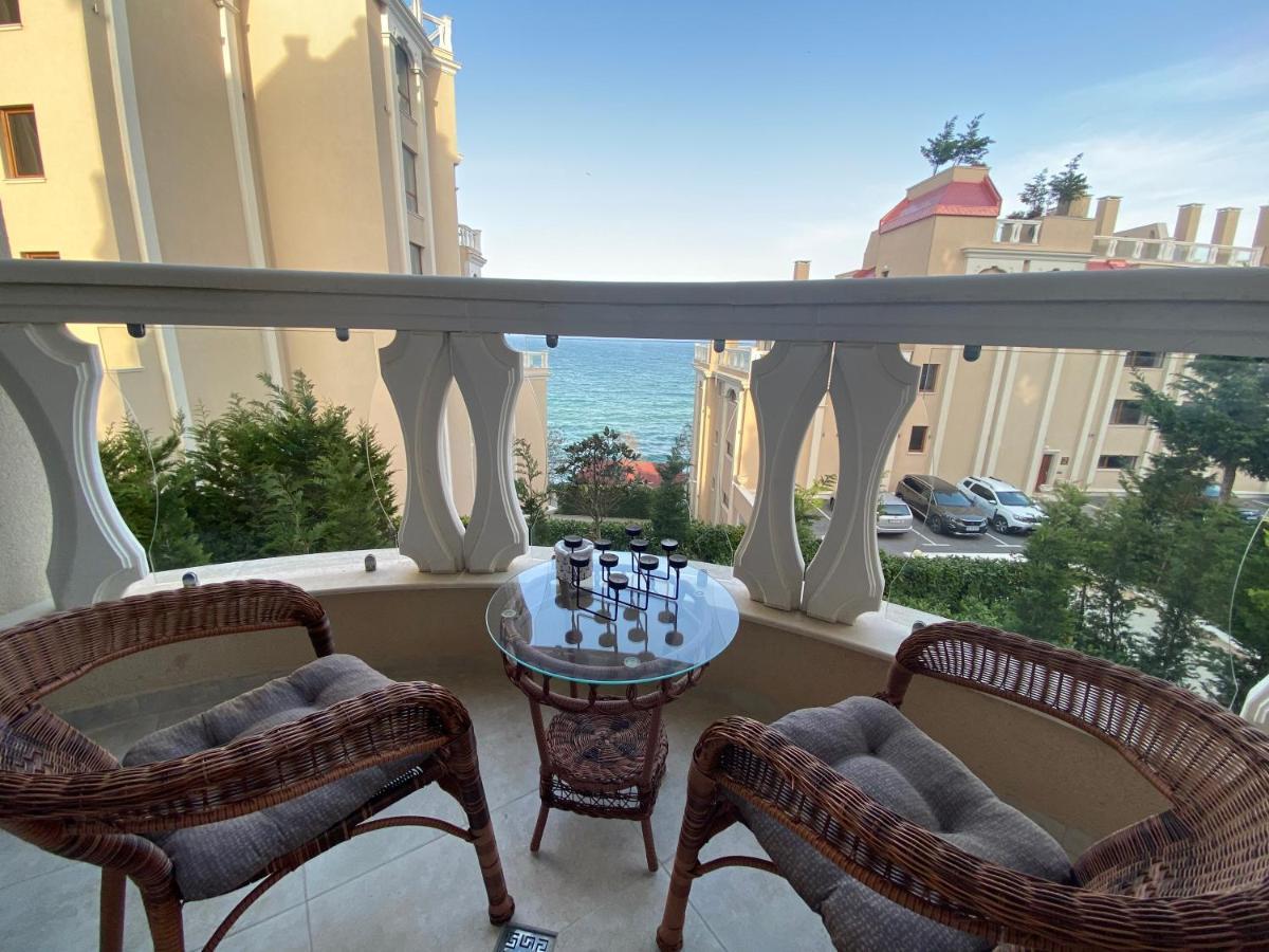 Luxurious And Panoramic Apartments At The Beach In La Mer Complex ゴールデンサンド エクステリア 写真