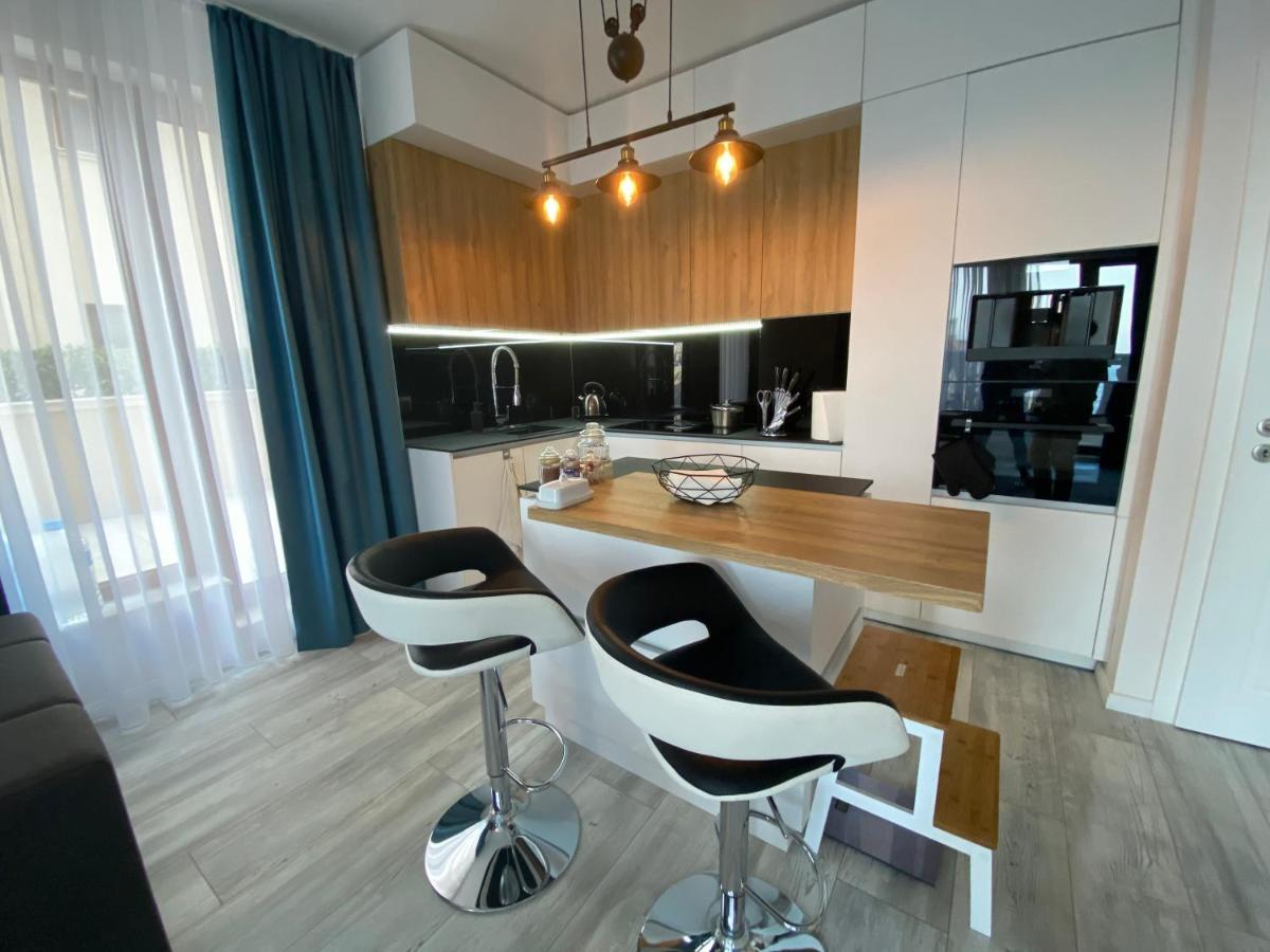 Luxurious And Panoramic Apartments At The Beach In La Mer Complex ゴールデンサンド エクステリア 写真