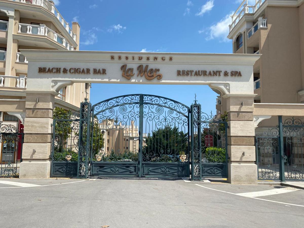 Luxurious And Panoramic Apartments At The Beach In La Mer Complex ゴールデンサンド エクステリア 写真