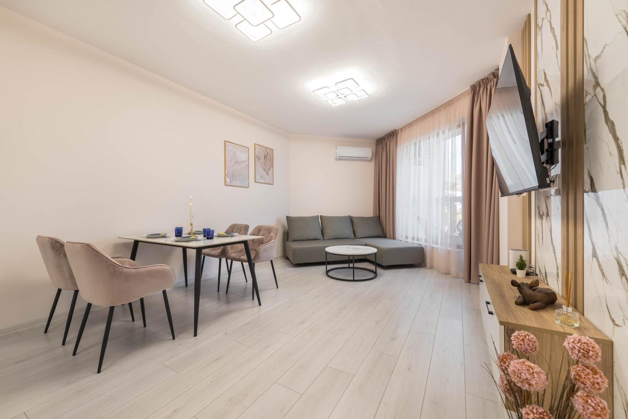 Luxurious And Panoramic Apartments At The Beach In La Mer Complex ゴールデンサンド エクステリア 写真